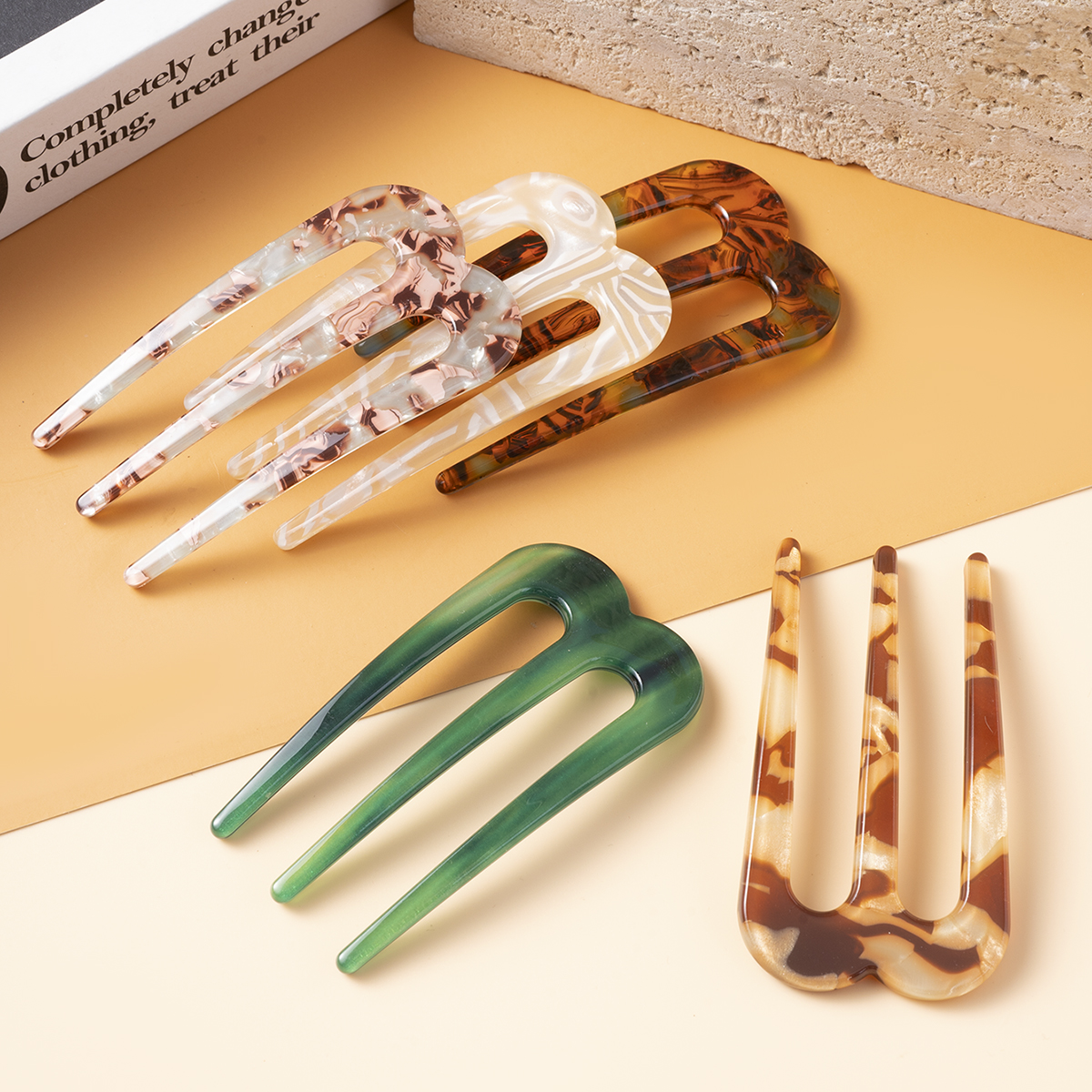 Acetic Acid Hair Forks Three T - Tech Accessories For Women のレビューと価格