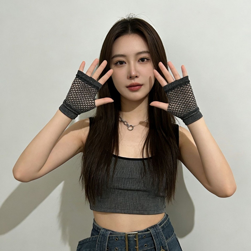 Nail Tech Photo Prop Punk Fish - Tech Accessories Photo のレビューと価格