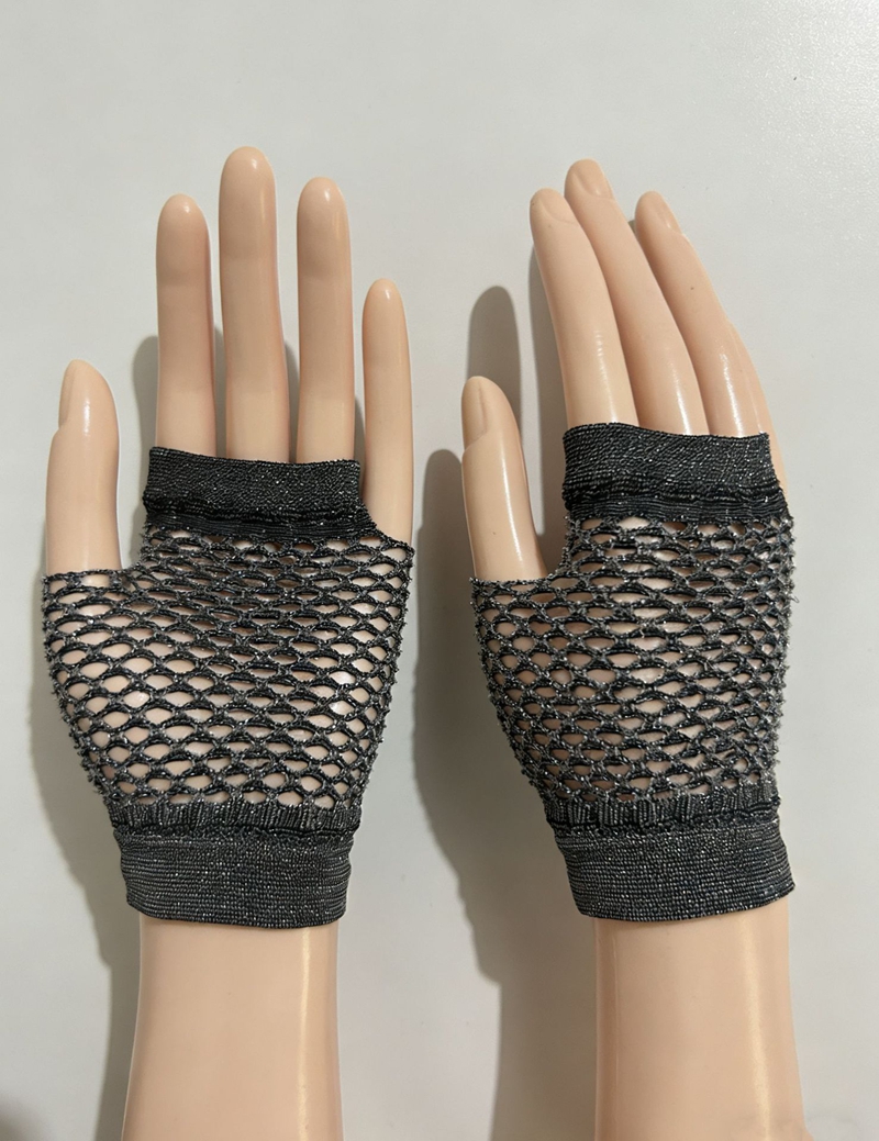 Nail Tech Photo Prop Punk Fish - Tech Accessories Photo のレビューと価格