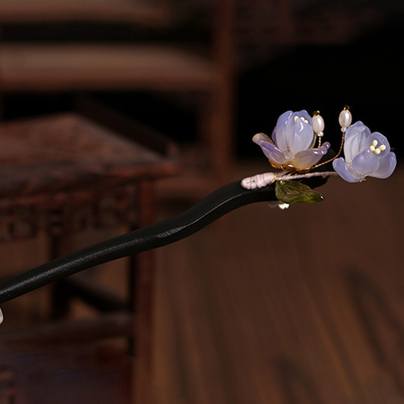 Vintage Wooden Flower Hairpin  - Tech Accessories For Women のレビューと価格